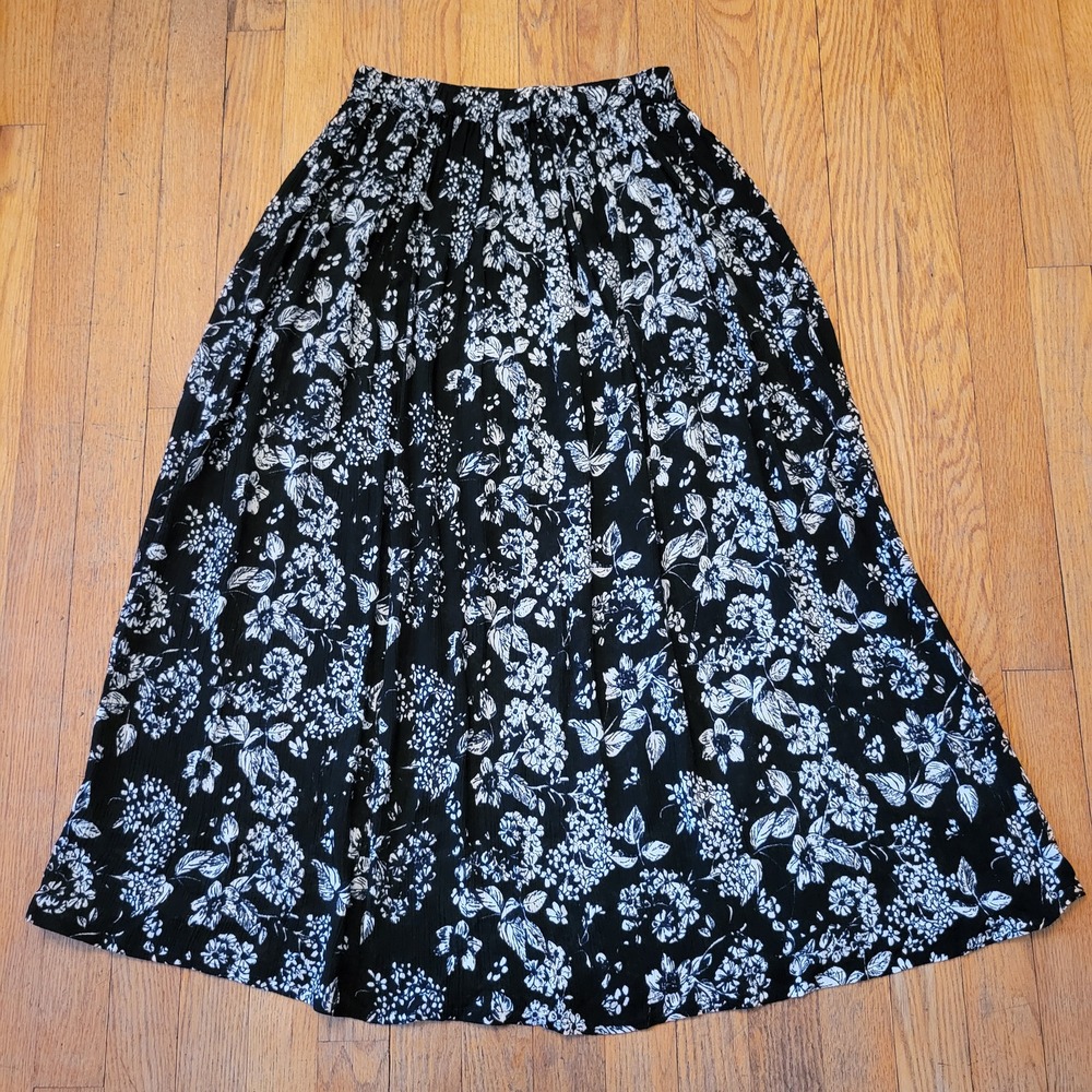 Orvis S Skirt Black Floral Elastic Waist Pockets Rayon Midi Cottage Boho Hippie